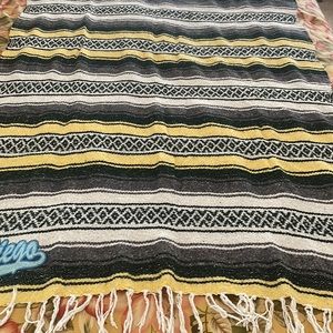 Mexican blanket sarape 48” X 64” great for beach or to just cuddle